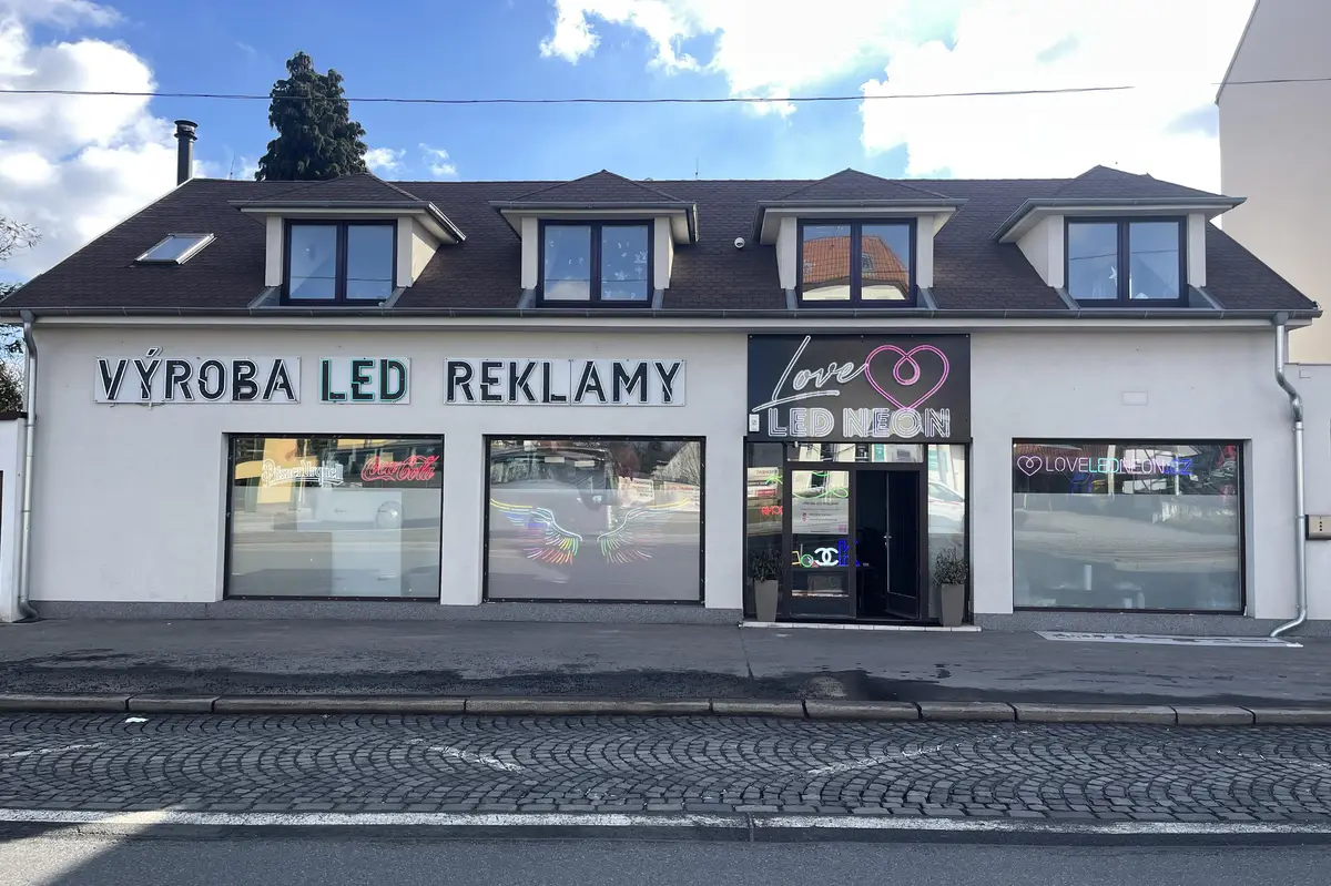 loveledneon.cz